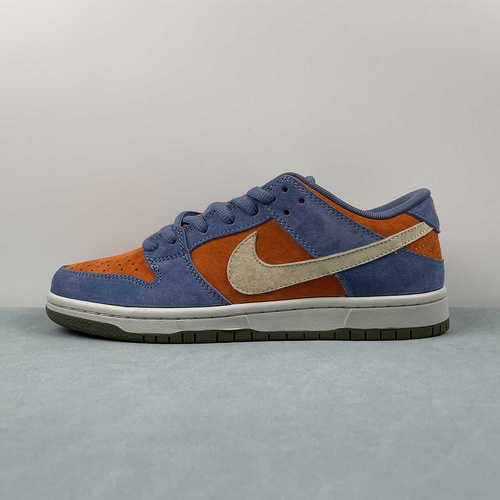 T  Nike Dunk Low  HF3063-002  35-47 5